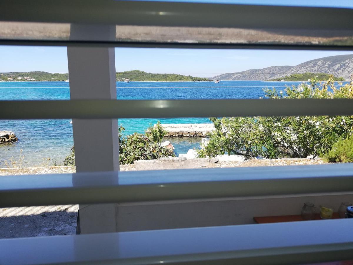 I&J Relaxing Beach Apartments Račišće Exteriör bild